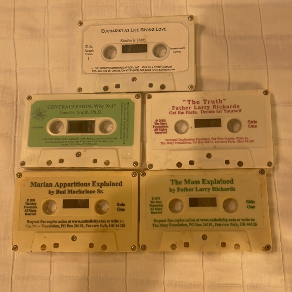 Bundle 5 Catholic cassette tapes Marian apparitions Eucharist the mass The truth